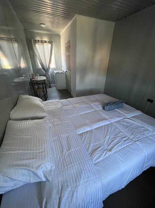 Residencial Oasis Container Apartment กาลามา ภายนอก รูปภาพ