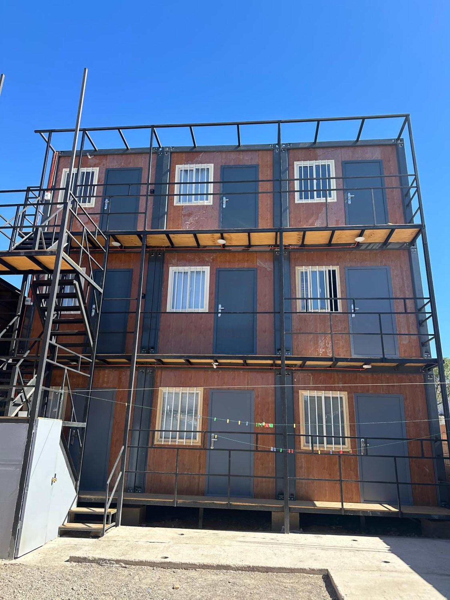 Residencial Oasis Container Apartment กาลามา ภายนอก รูปภาพ