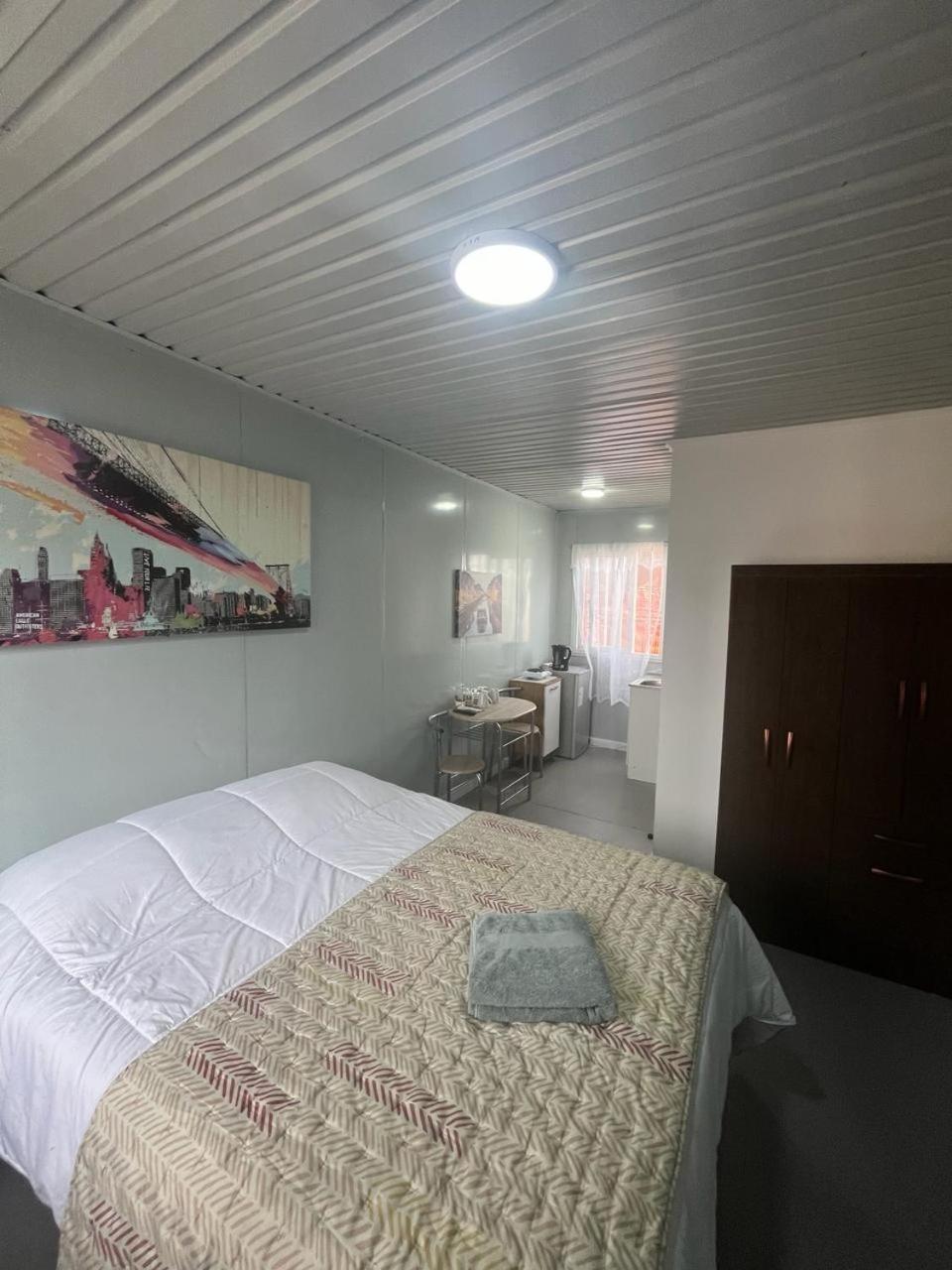 Residencial Oasis Container Apartment กาลามา ภายนอก รูปภาพ